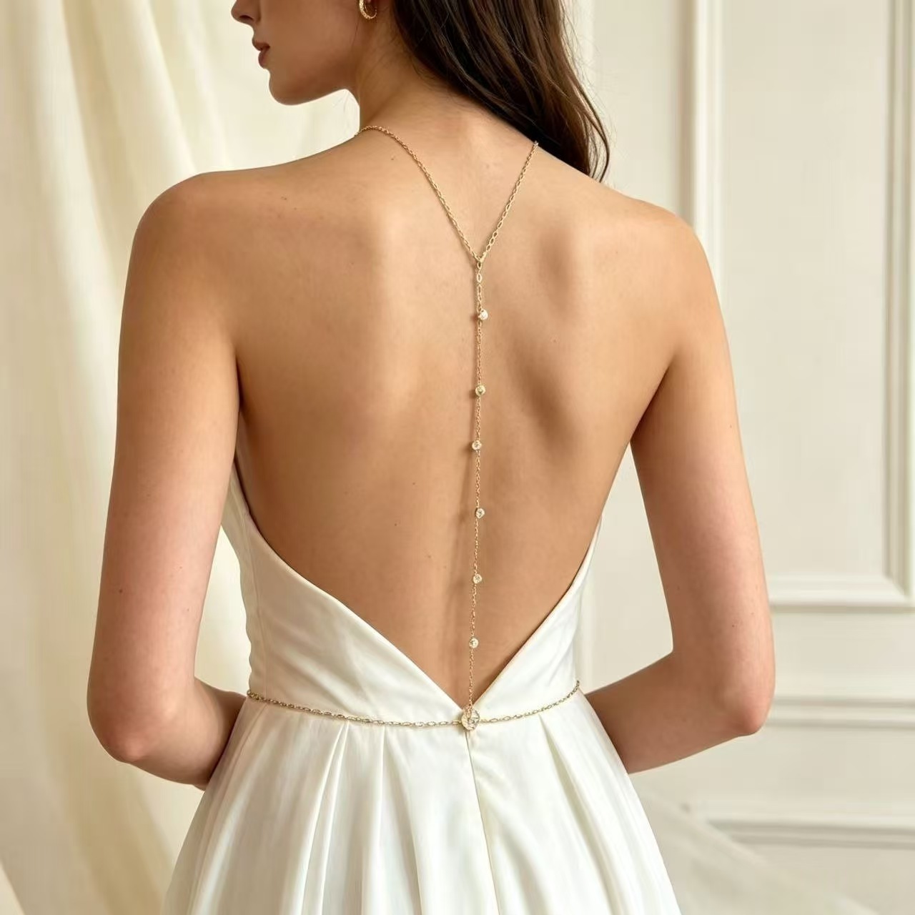 Eleganckie i pełne wdzięku ozd – Body Jewelry Dress recenzja i cena
