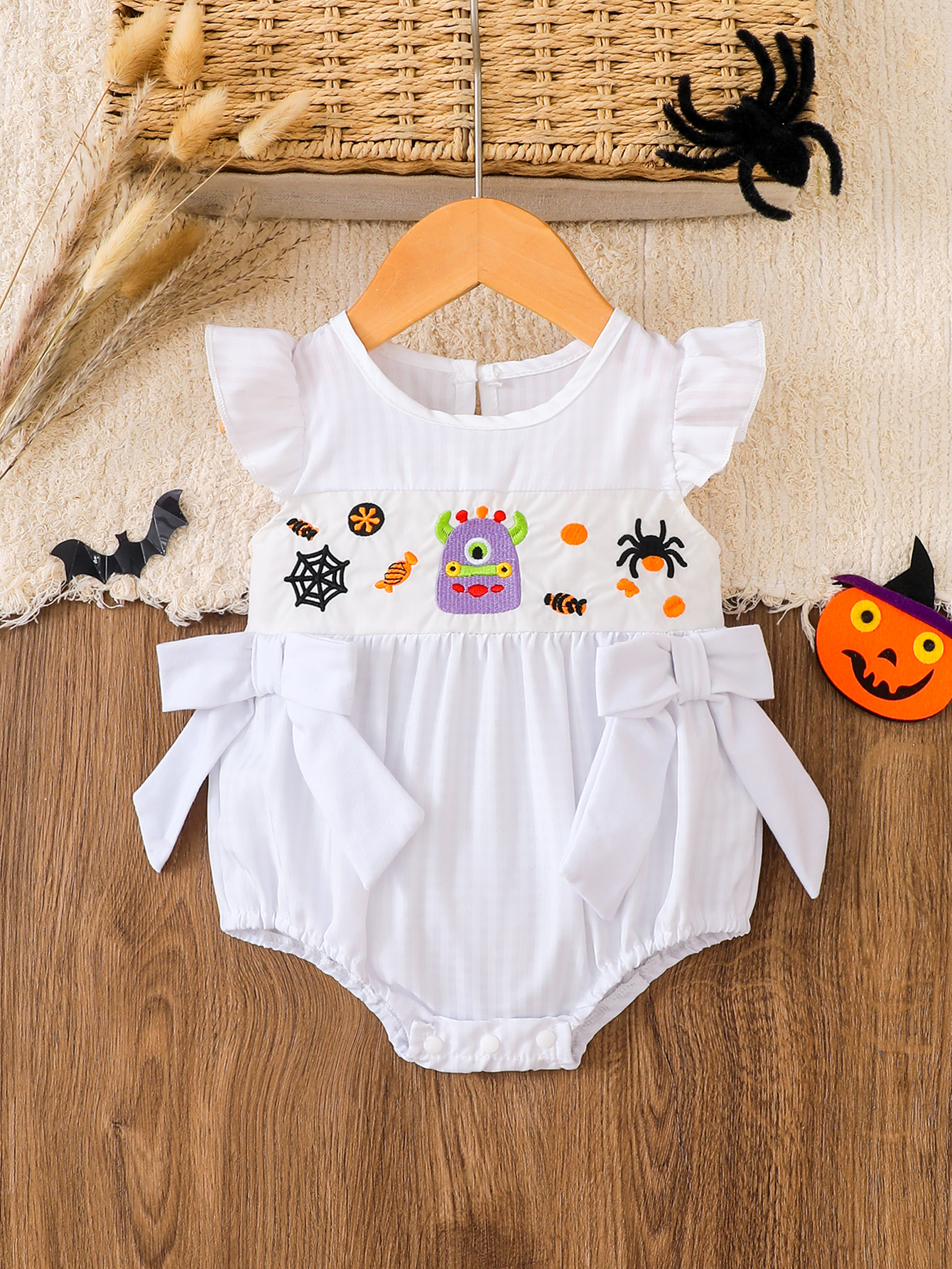 Biały pajacyk na Halloween dla – Body Jewelry Plus recenzja i cena