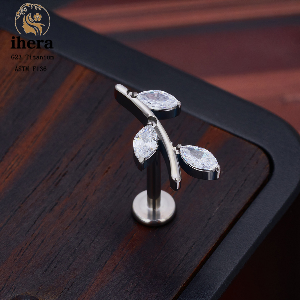 Kolczyki do piercingu z motywe – Body Jewelry Labret recenzja i cena