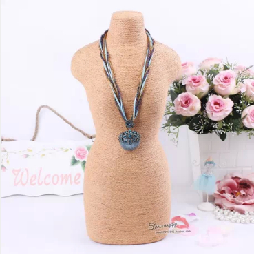 Modna biała biżuteria Bust Man – Body Jewelry Plus recenzja i cena