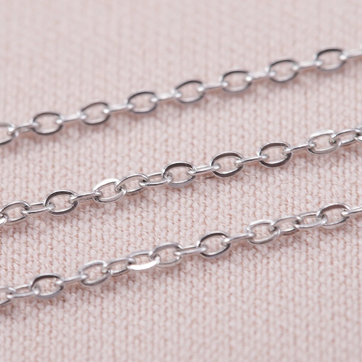 10 metrów cienkich łańcuszków  – Body Jewelry Necklace recenzja i cena