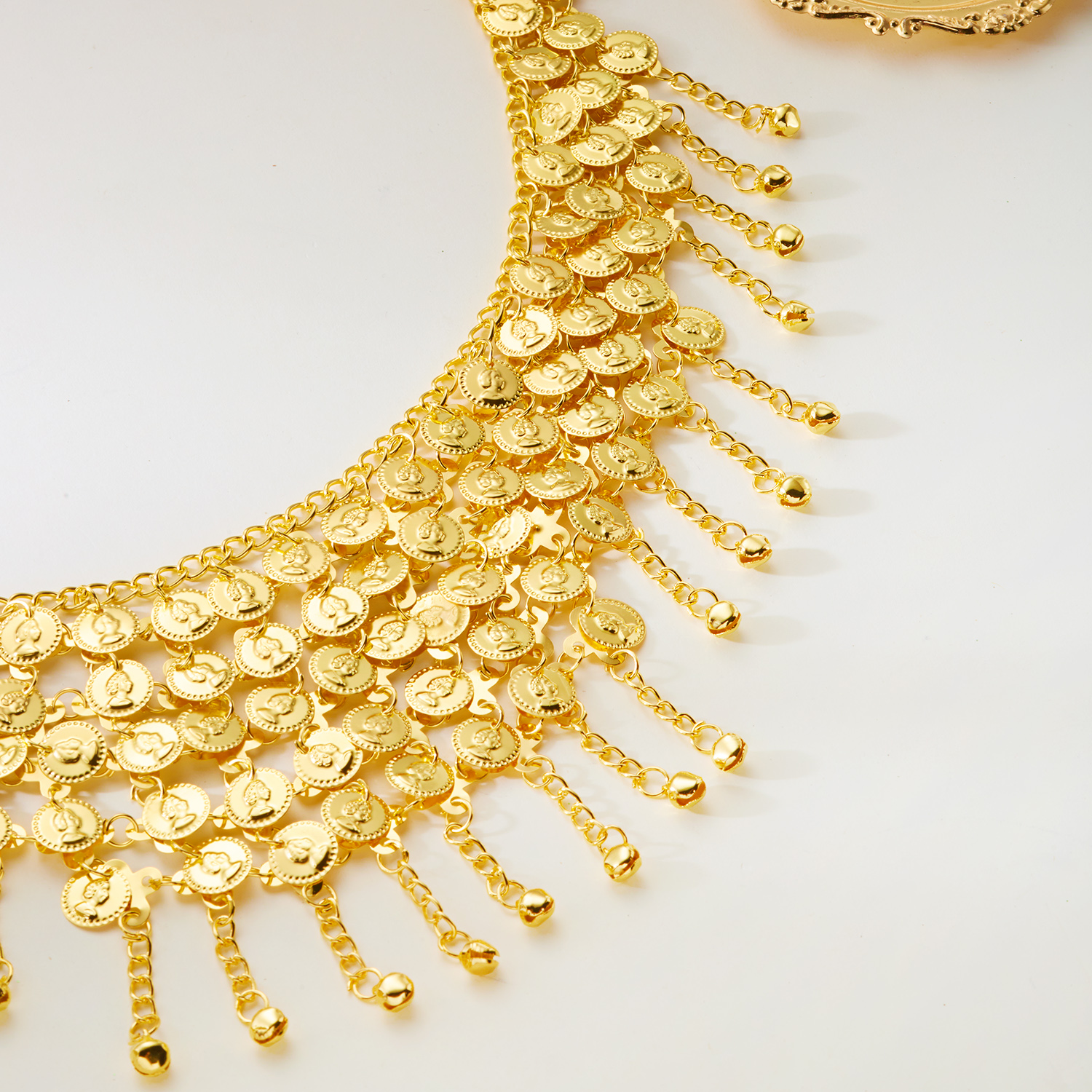 Bohemski okrągły łańcuszek na  – Body Jewelry High End recenzja i cena